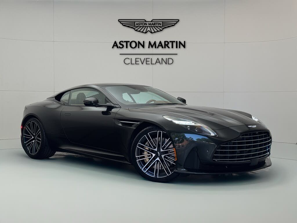 Aston Martin DB12
