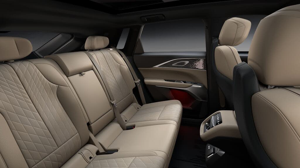 2024 Cadillac LYRIQ