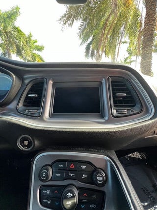 2020 Dodge Challenger thumbnail – Oakland Park, FL – 27