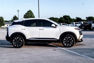 Image of 2025 Nissan Kicks