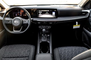 Image of 2025 Nissan Kicks