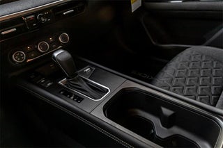 Image of 2025 Nissan Kicks