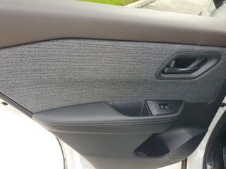 2021 Nissan Rogue thumbnail – Miami, FL – 13