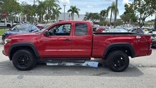 2022 Toyota Tacoma thumbnail – Oakland Park, FL – 4