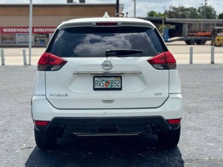 2017 Nissan Rogue thumbnail – Miami, FL – 6