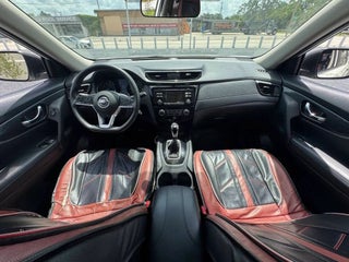 2017 Nissan Rogue thumbnail – Miami, FL – 21