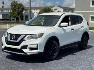 2017 Nissan Rogue thumbnail – Miami, FL – 3
