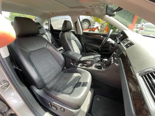 2014 Volkswagen Passat thumbnail – Miami, FL – 14