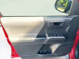 2022 Toyota Tacoma thumbnail – Miami, FL – 51