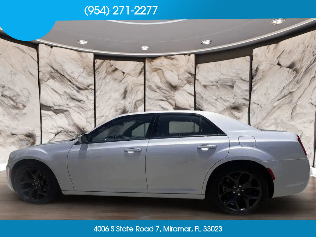 2021 Chrysler 300 S V6
                                    for sale in Miramar, FL – photo 5