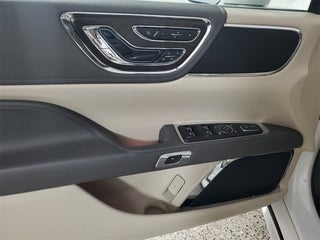 2019 Lincoln Continental thumbnail – Coconut Creek, FL – 18