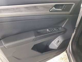 2020 Volkswagen Atlas Cross Sport thumbnail – Coconut Creek, FL – 19