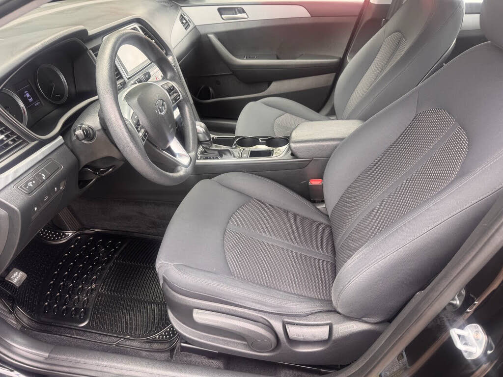 2019 Hyundai SONATA SE
                                    for sale in Miami, FL – photo 10