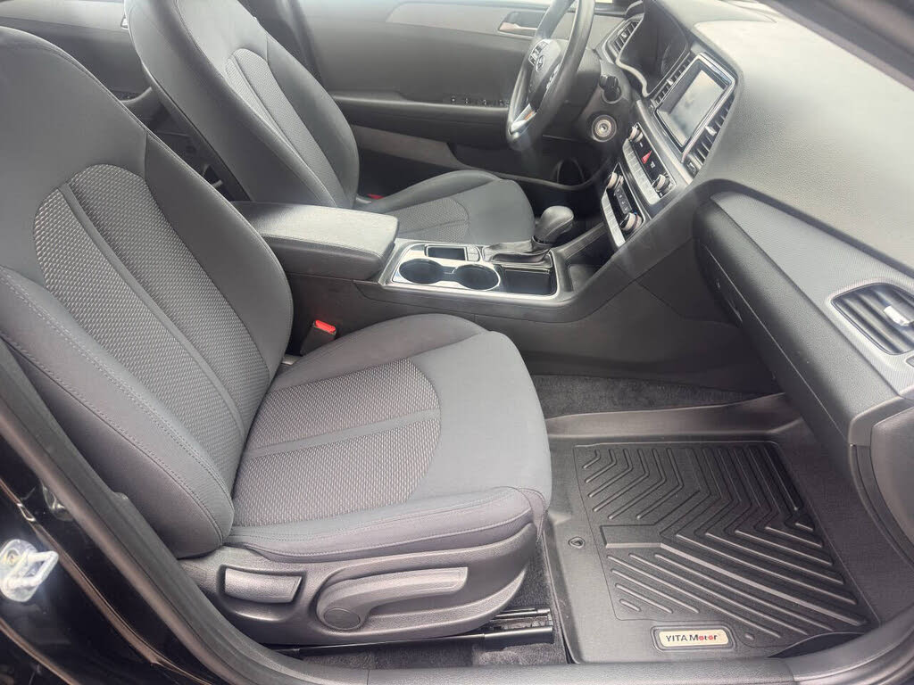 2019 Hyundai SONATA SE
                                    for sale in Miami, FL – photo 12