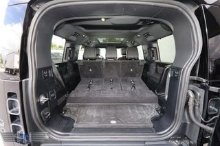 2023 Land Rover Defender thumbnail – Pompano Beach, FL – 21