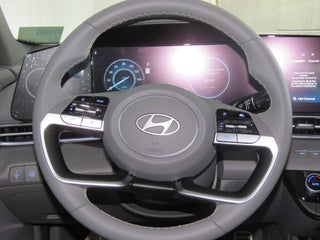 Image of 2025 Hyundai Elantra Hybrid
