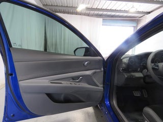 Image of 2025 Hyundai Elantra Hybrid