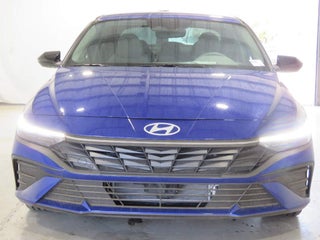 Image of 2025 Hyundai Elantra Hybrid