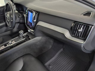 2021 Volvo V60 Cross Country thumbnail – Delray Beach, FL – 17