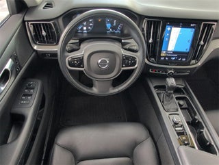2021 Volvo V60 Cross Country thumbnail – Delray Beach, FL – 8