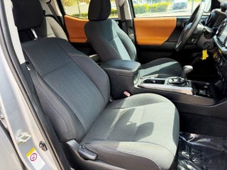 2018 Toyota Tacoma thumbnail – Oakland Park, FL – 14
