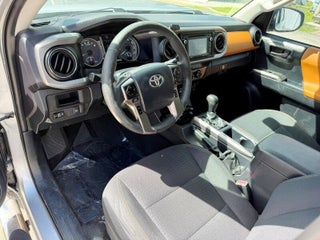 2018 Toyota Tacoma thumbnail – Oakland Park, FL – 10