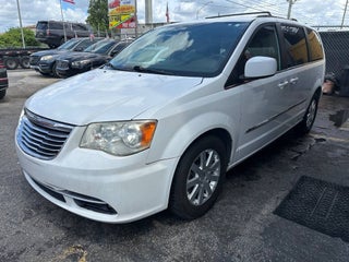 2014 Chrysler Town and Country thumbnail – Homestead, FL – 2