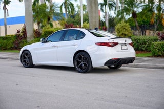 2017 Alfa Romeo Giulia thumbnail – Miami, FL – 6