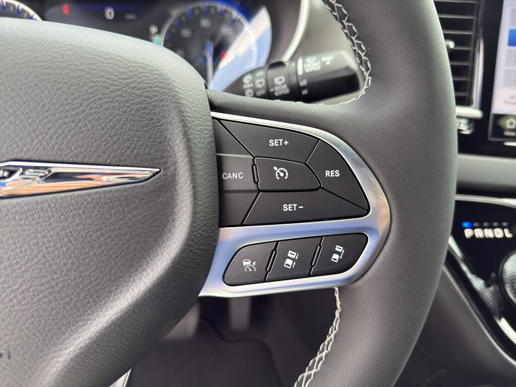 2026 Chrysler Voyager