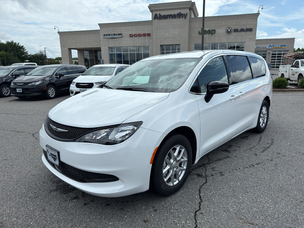 2026 Chrysler Voyager
