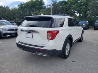 2022 Ford Explorer thumbnail – Coconut Creek, FL – 4