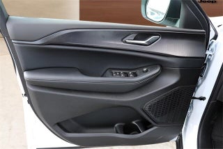 Image of 2025 Jeep Grand Cherokee