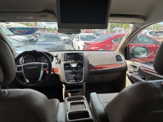 2014 Chrysler Town and Country thumbnail – Homestead, FL – 9