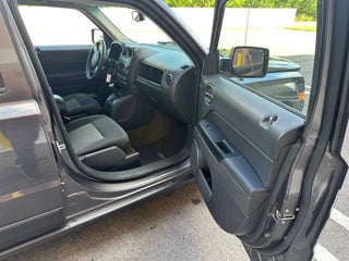 2016 Jeep Patriot thumbnail – Homestead, FL – 12