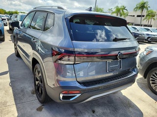 2025 Volkswagen Taos thumbnail – Coconut Creek, FL – 6