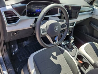 2025 Volkswagen Taos thumbnail – Coconut Creek, FL – 17