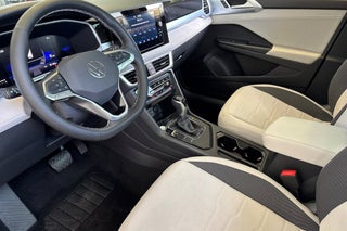 Image of 2025 Volkswagen Taos