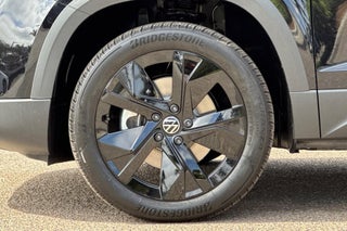 Image of 2025 Volkswagen Taos