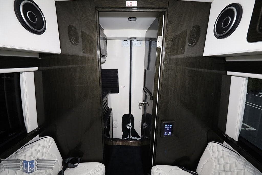 2019 Mercedes-Benz Sprinter 3500
                                    for sale in Pompano Beach, FL – photo 162