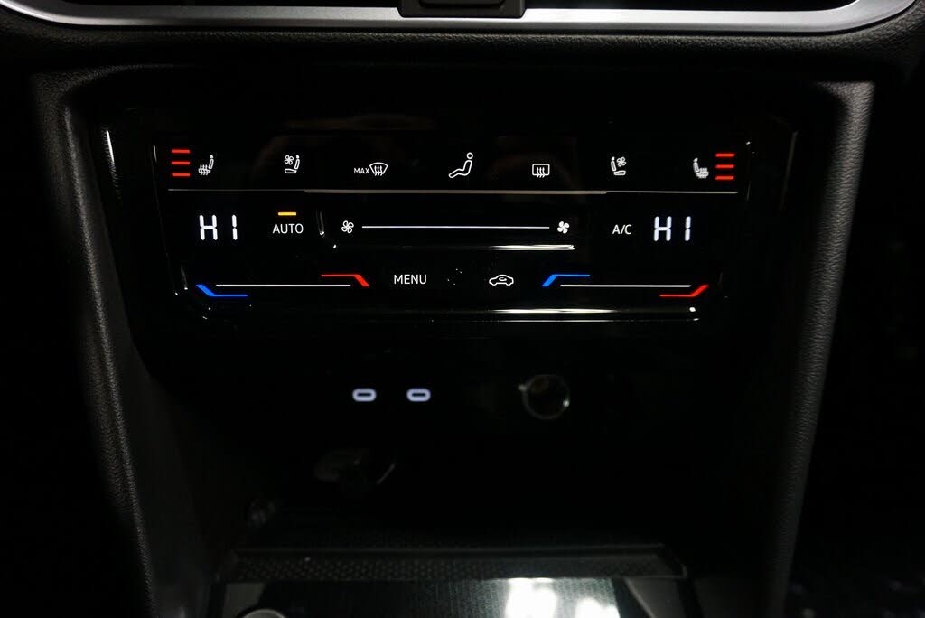 Image of 2025 Volkswagen Taos