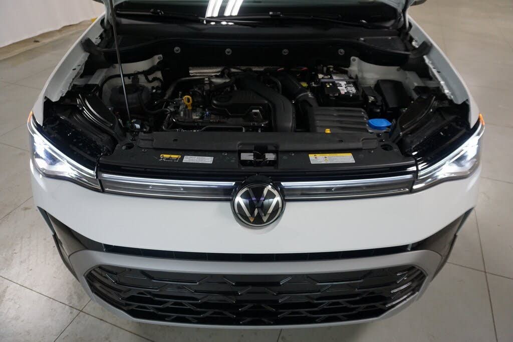 Image of 2025 Volkswagen Taos