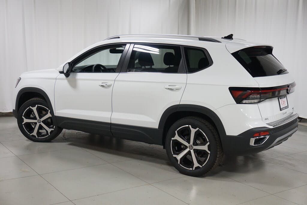 Image of 2025 Volkswagen Taos