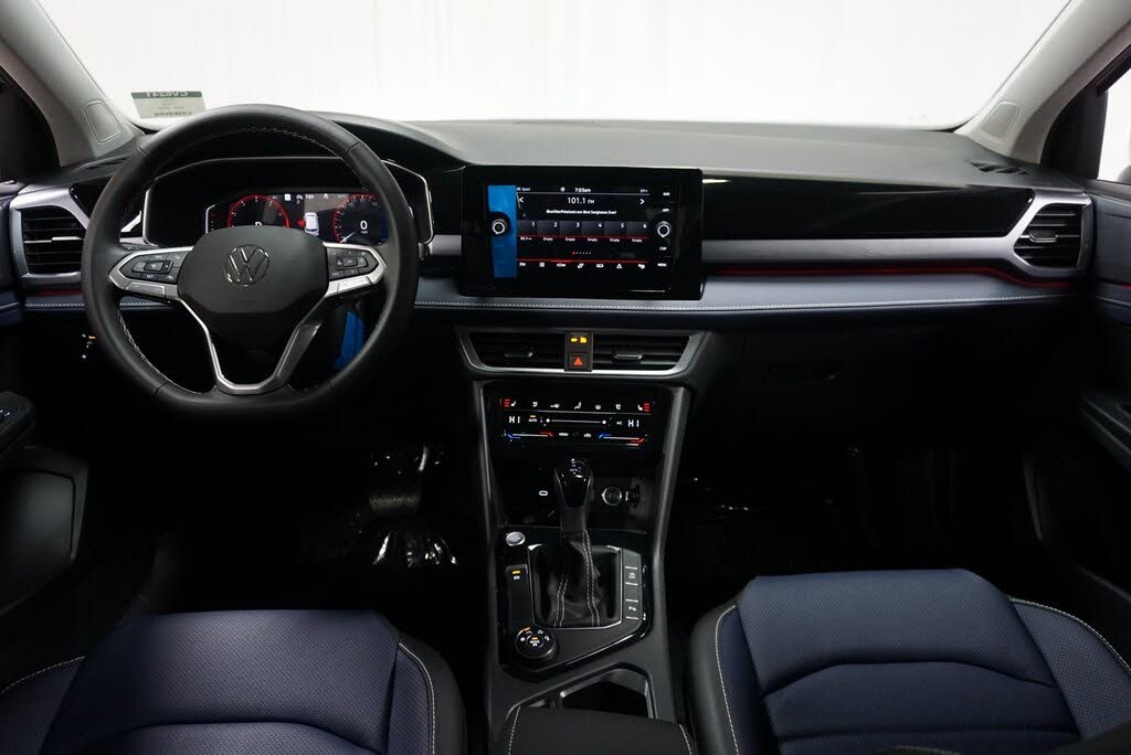 Image of 2025 Volkswagen Taos