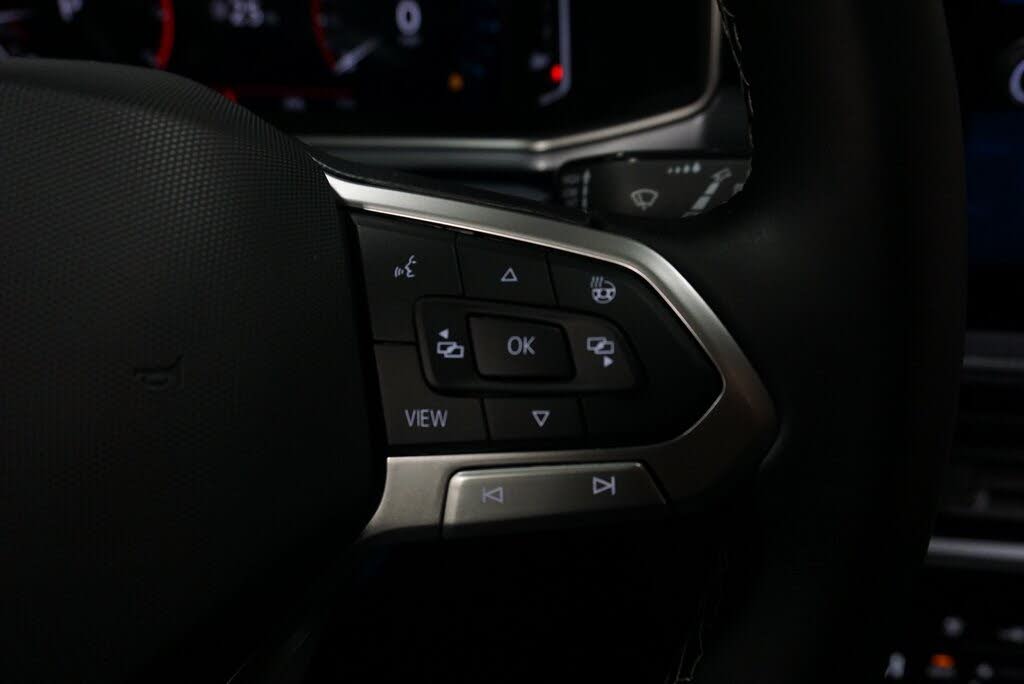 Image of 2025 Volkswagen Taos