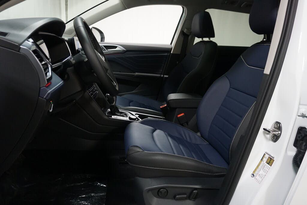 Image of 2025 Volkswagen Taos