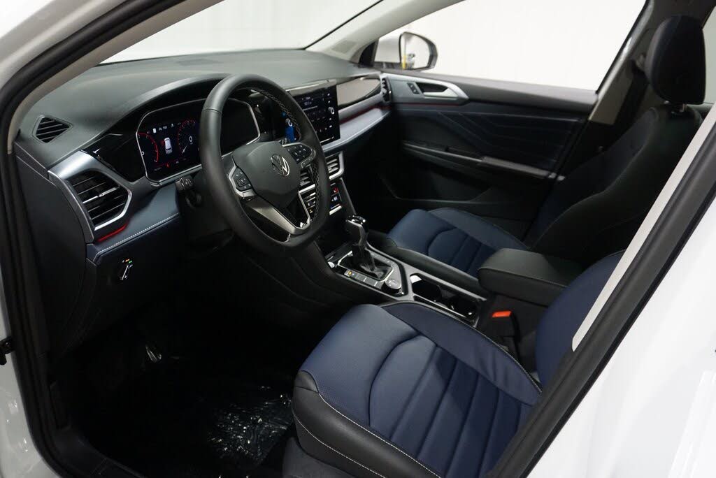 Image of 2025 Volkswagen Taos