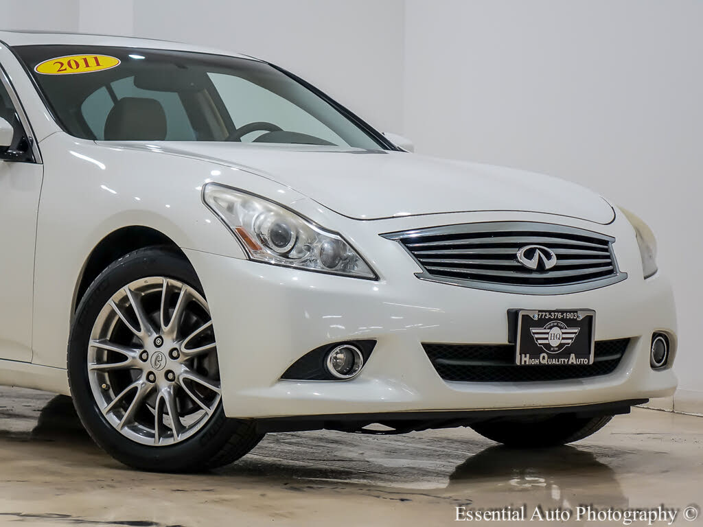 Image of 2011 Infiniti G37