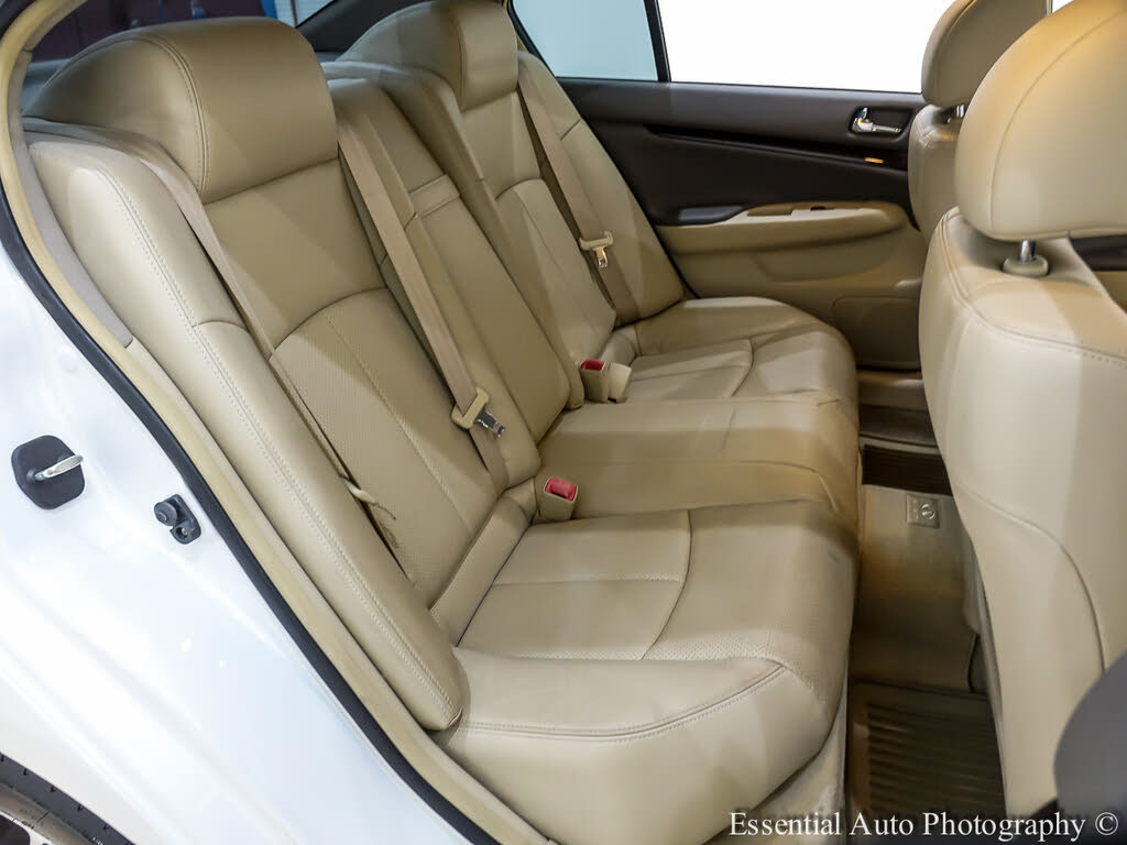 Image of 2011 Infiniti G37