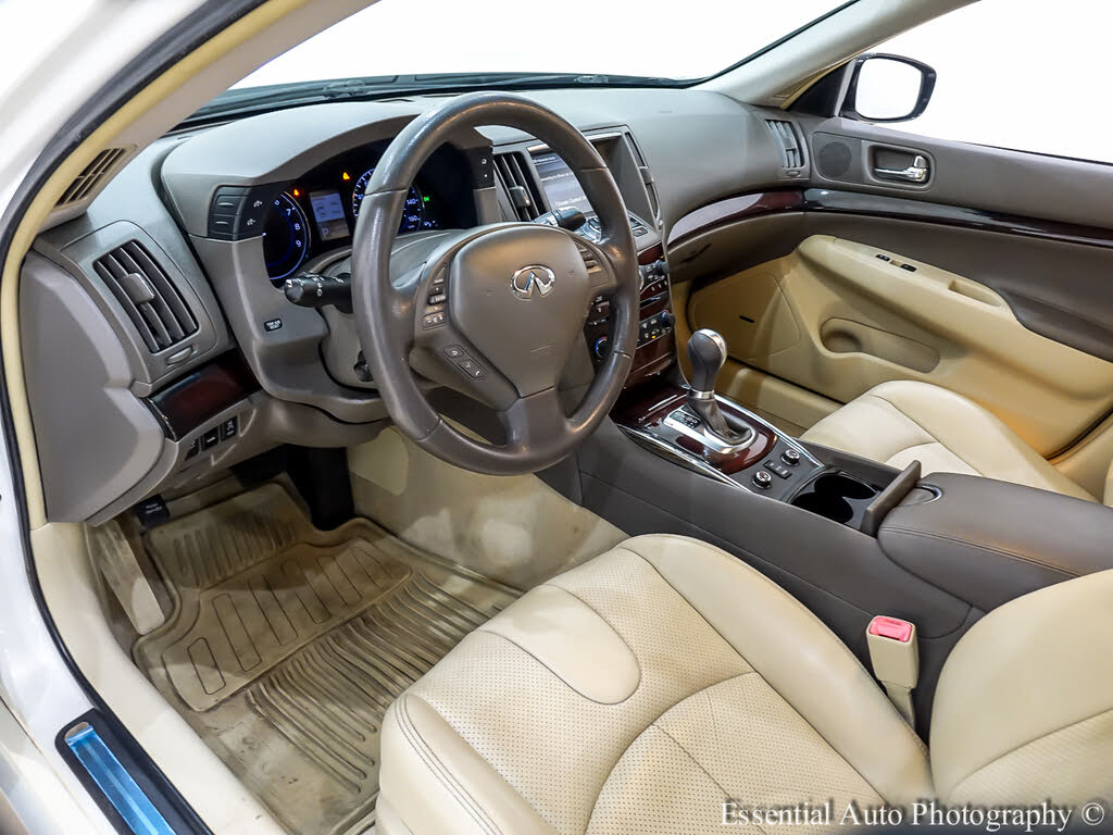 Image of 2011 Infiniti G37