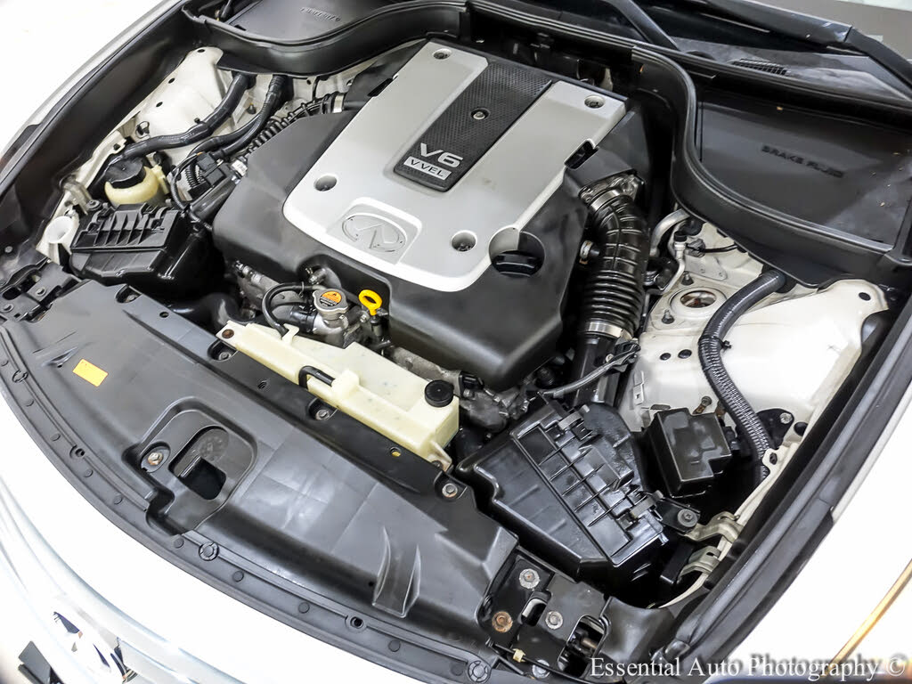 Image of 2011 Infiniti G37